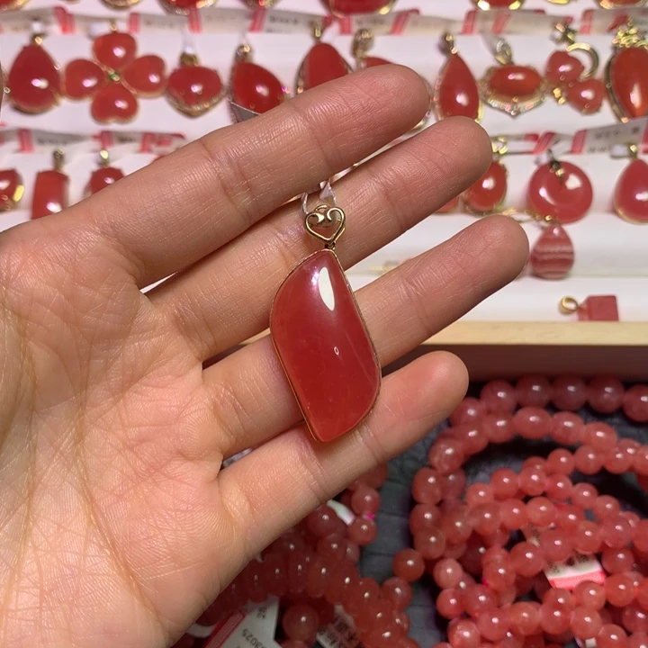 菱锰矿(红纹石)18K金镶嵌颈饰