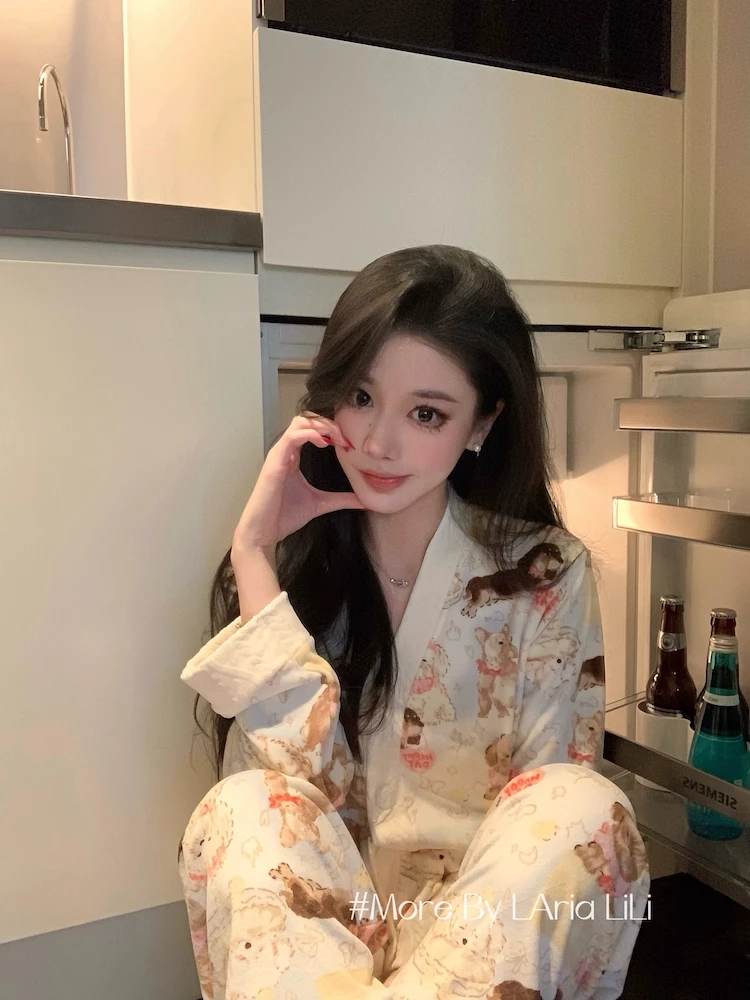 软萌小狗睡衣女秋冬款2025新款高级感冬季海岛绒加厚家居服两件套