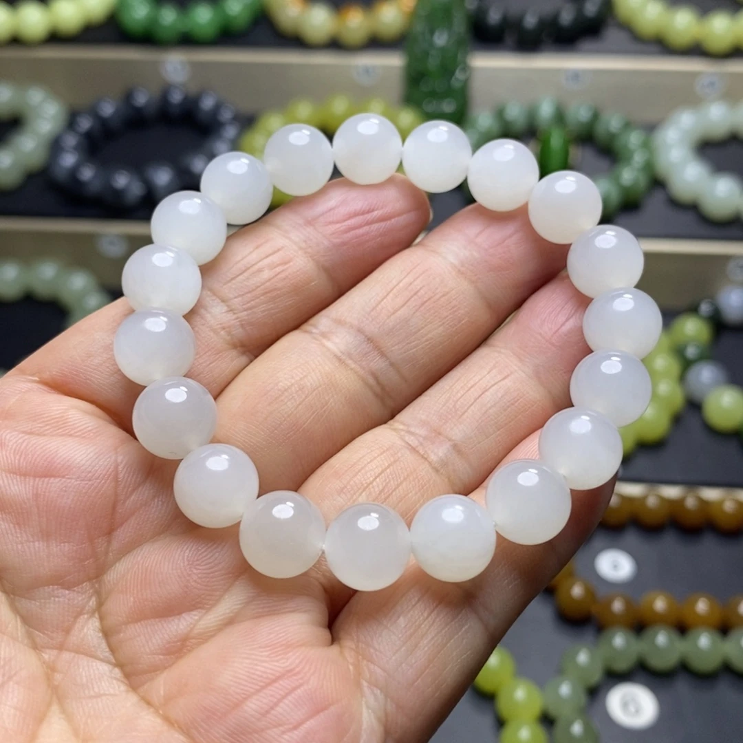 和田玉未镶嵌手串