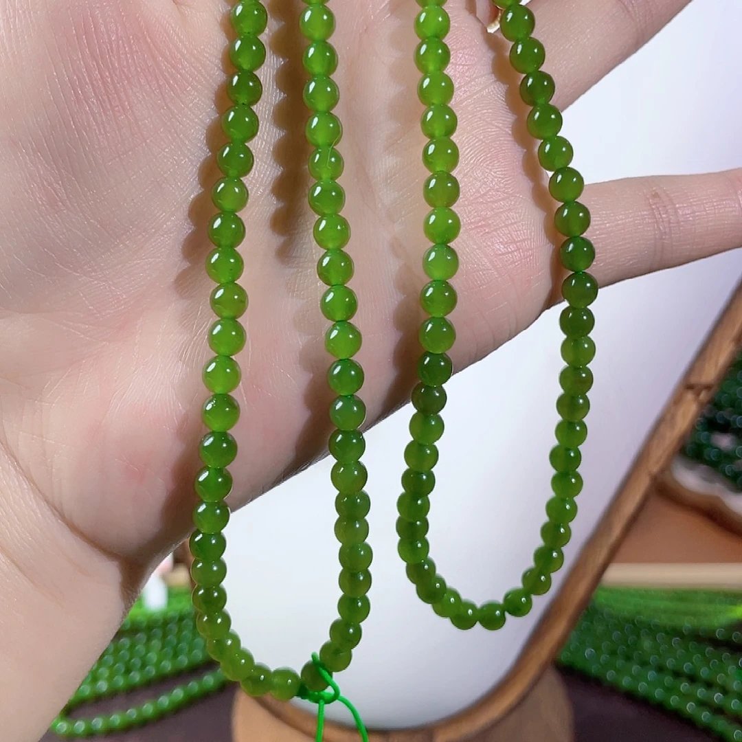 和田玉未镶嵌颈饰4