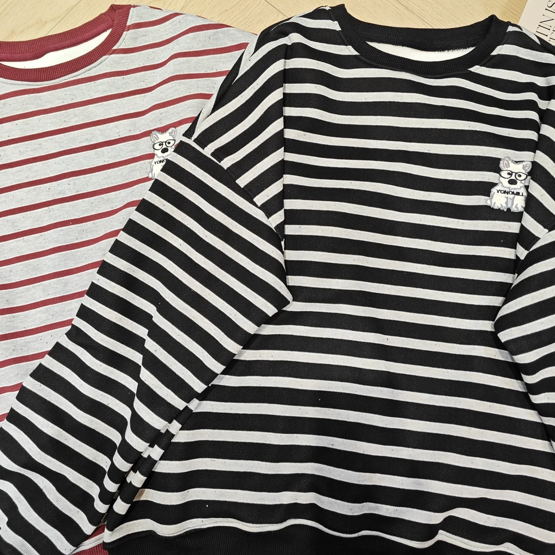 南瓜家加绒加厚条纹卫衣