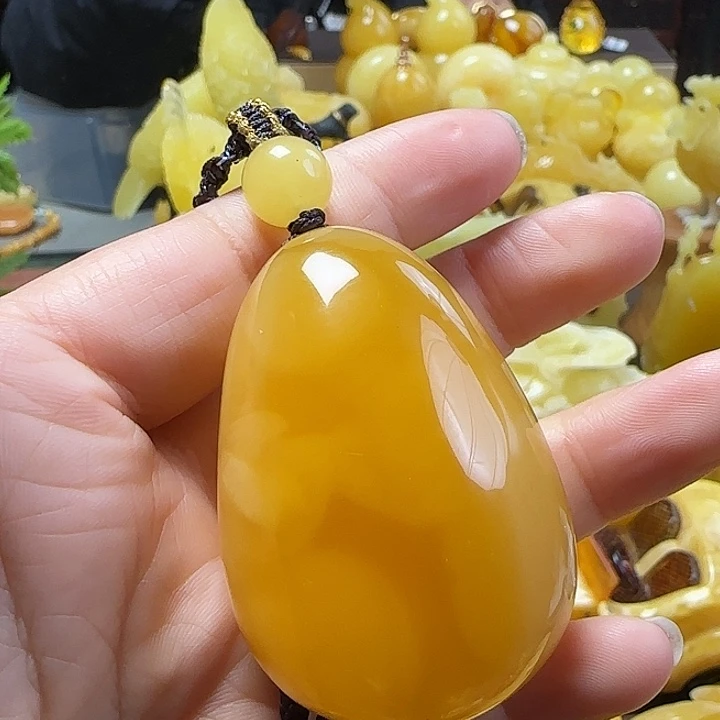 蜜蜡珠宝奇石未镶嵌