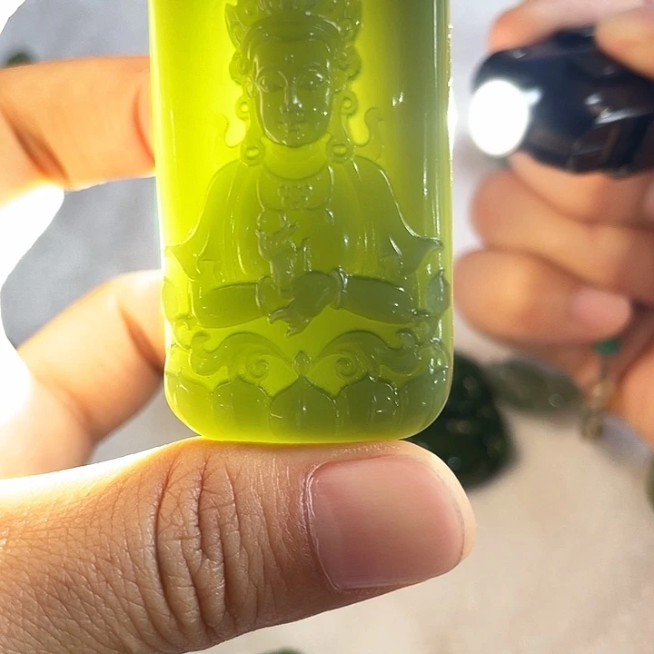 和田玉（碧玉）未镶嵌颈饰