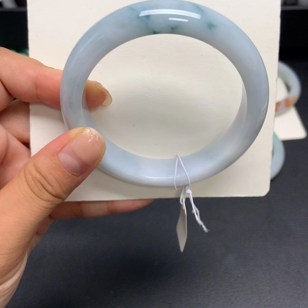 翡翠手镯未镶嵌8号48小时鉴赏期