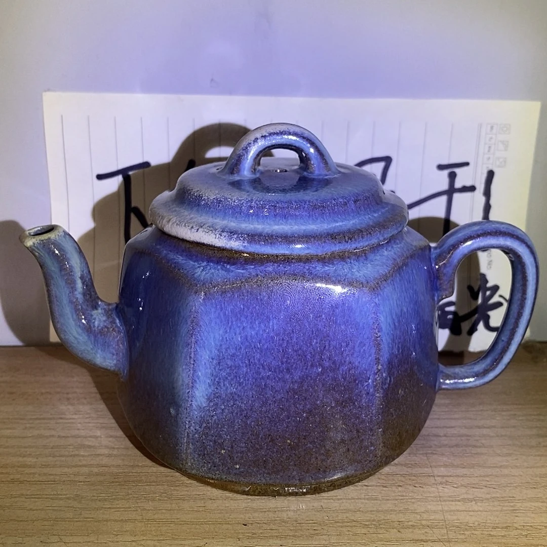 紫砂茶壶紫砂艺术学院的学生