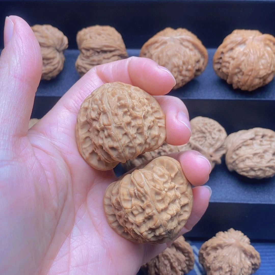 把件文玩核桃白狮子