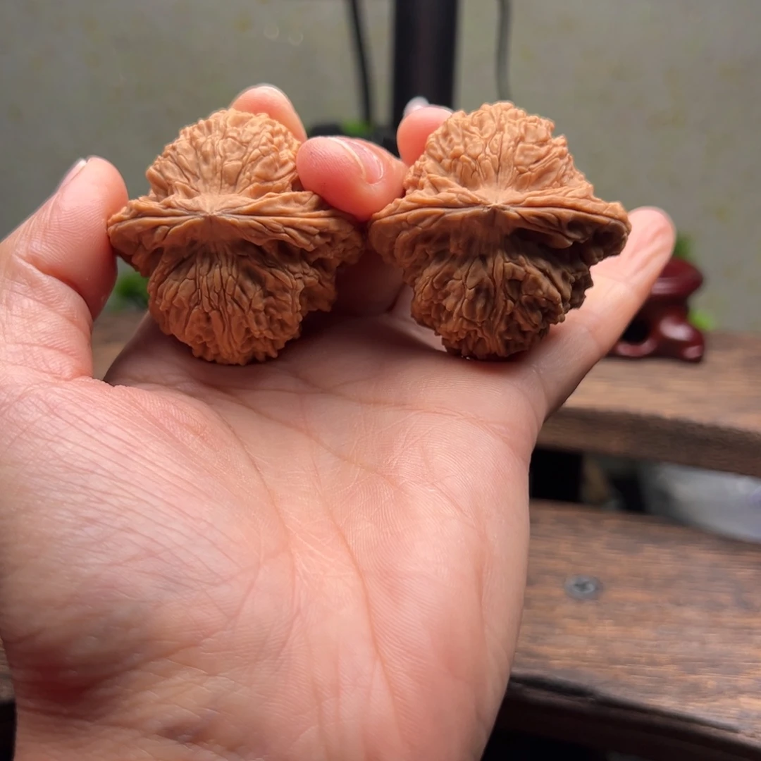 文玩核桃吊坠南疆