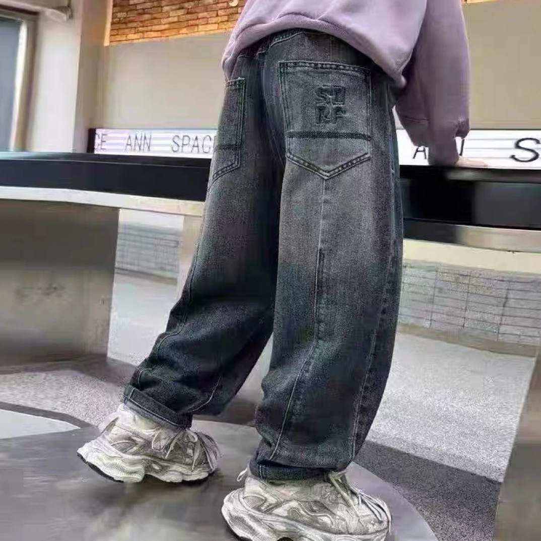 1604男童春秋复古水洗牛仔裤软牛仔