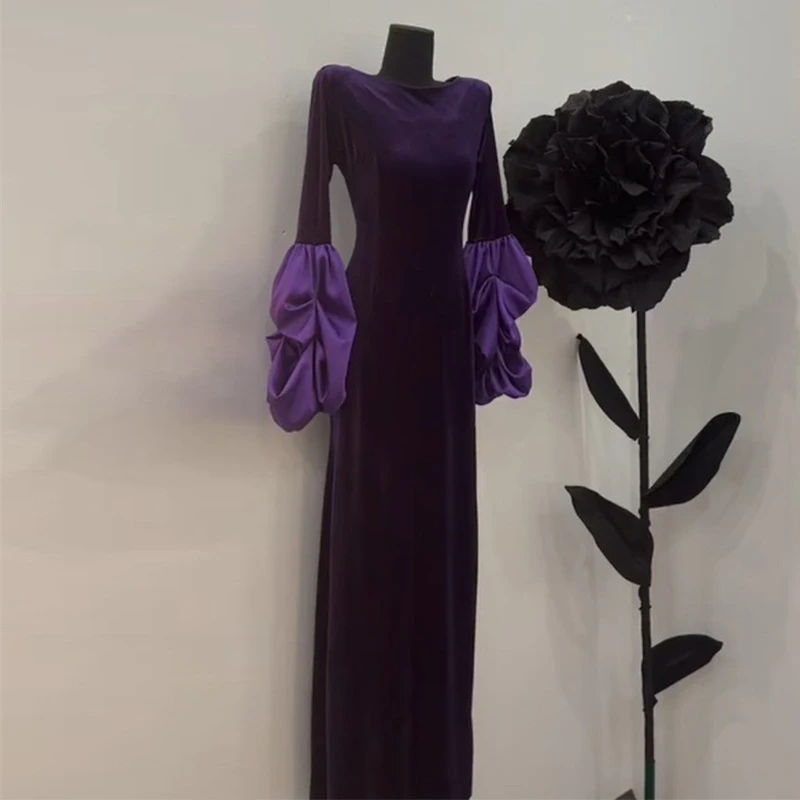 冬季2025新款风情万种的裙子高级感法式轻熟风紫色修身气质连衣裙