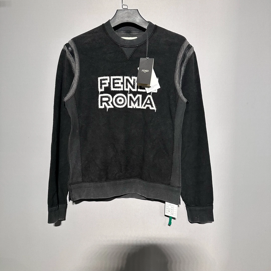 未使用 FENDI/芬迪 带吊牌芬迪水洗做旧黑色长袖卫衣/M码/价9800