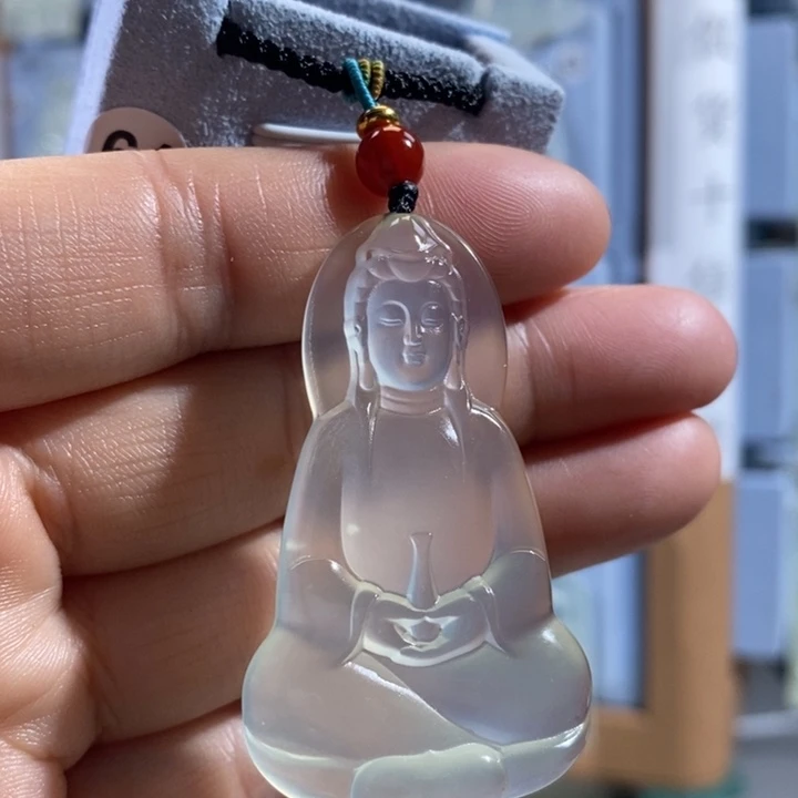 岫玉未镶嵌颈饰吊坠