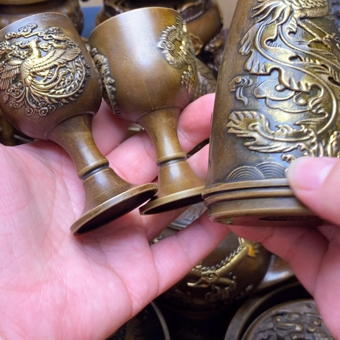 铜器摆件做工精良