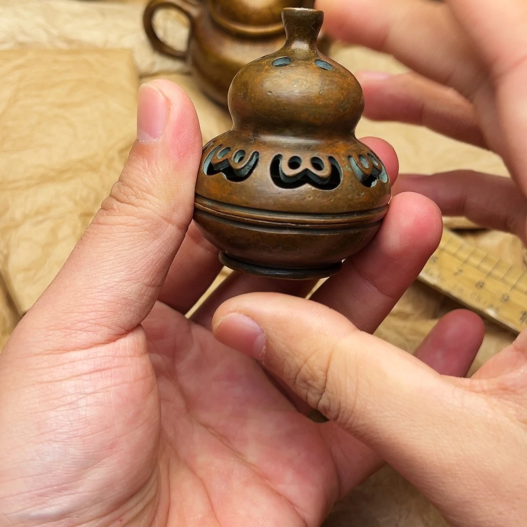 精美铜器批发档口
