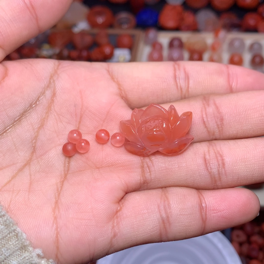 玖***⑥南红玛瑙未镶嵌珠宝半成品花