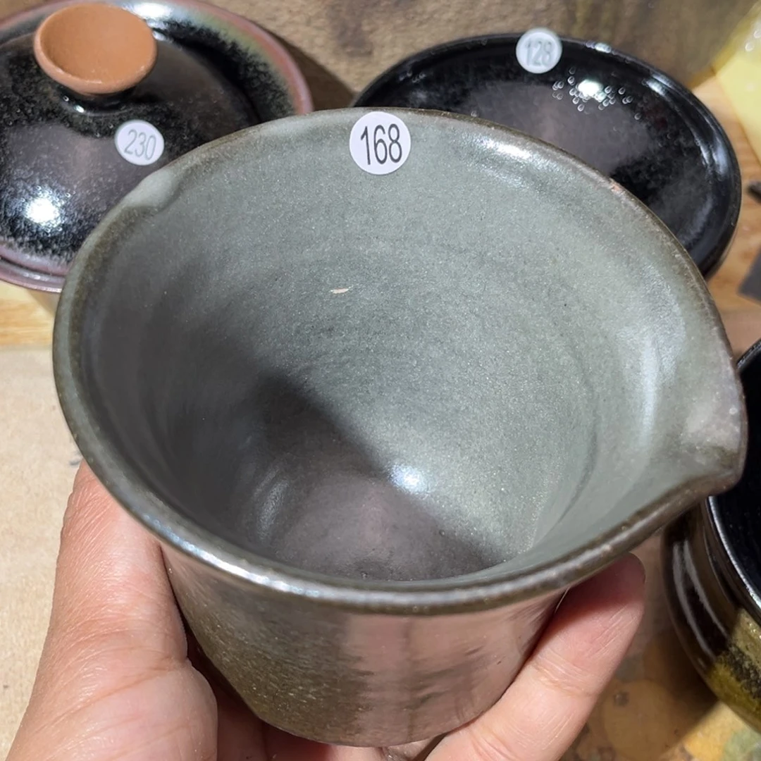 茶盏义兴龙窑坚持真柴烧