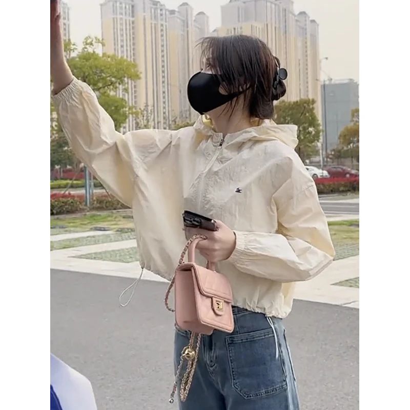 欧若风2025薄款连帽防晒衣女短外套双拉链百搭减龄显瘦薄休闲上衣