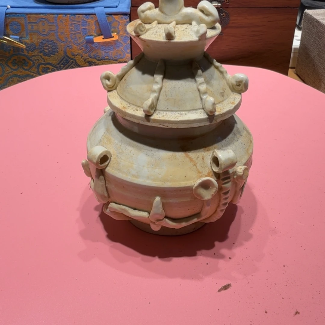 和***玉其他漂亮的小瓷瓶子