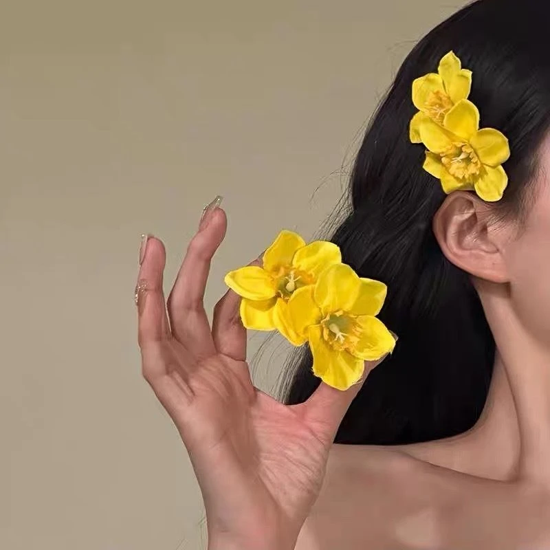 2025原创【春春欲动】明媚黄色双生花朵发夹甜美可爱侧边夹发卡