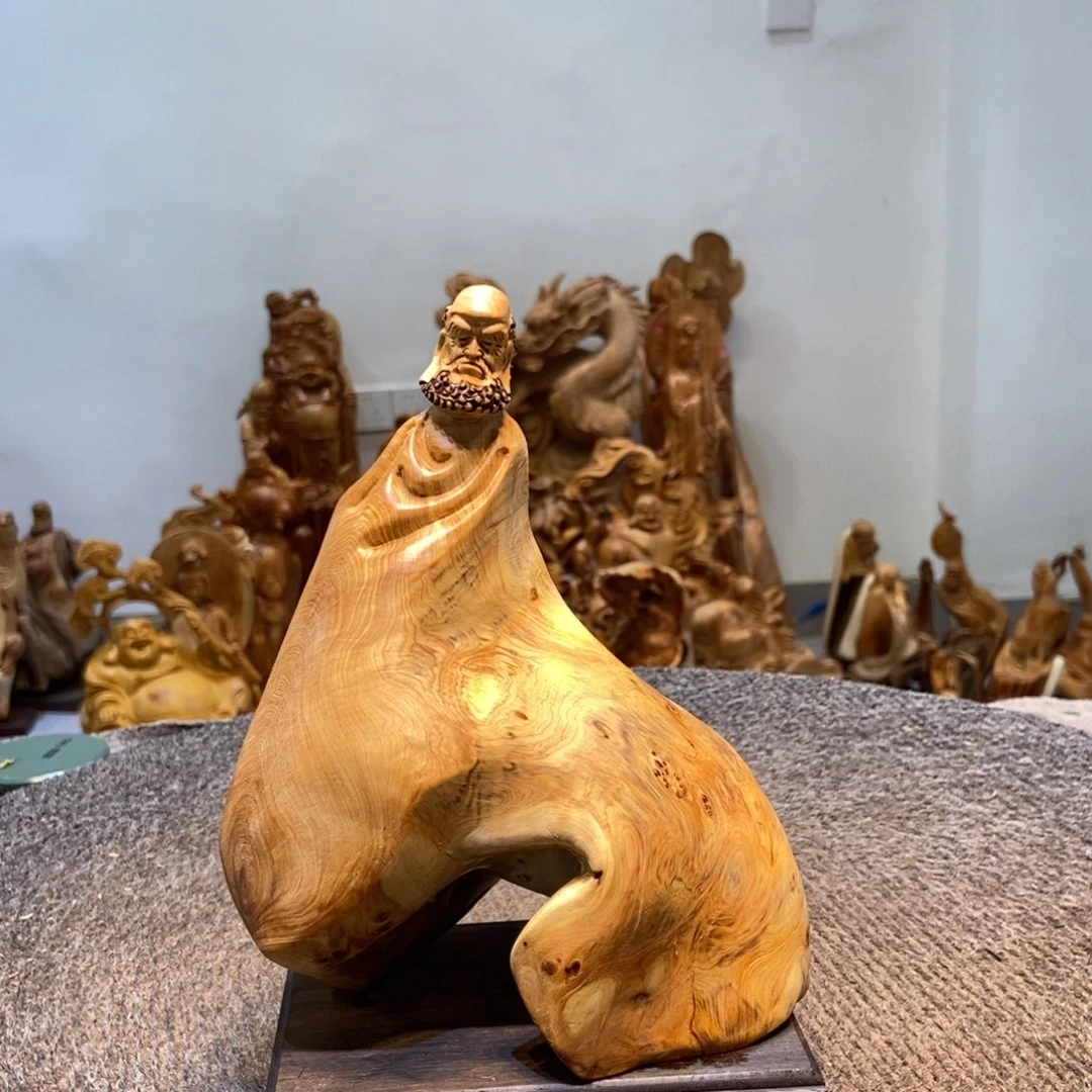 柏木（崖柏）进来点点关注