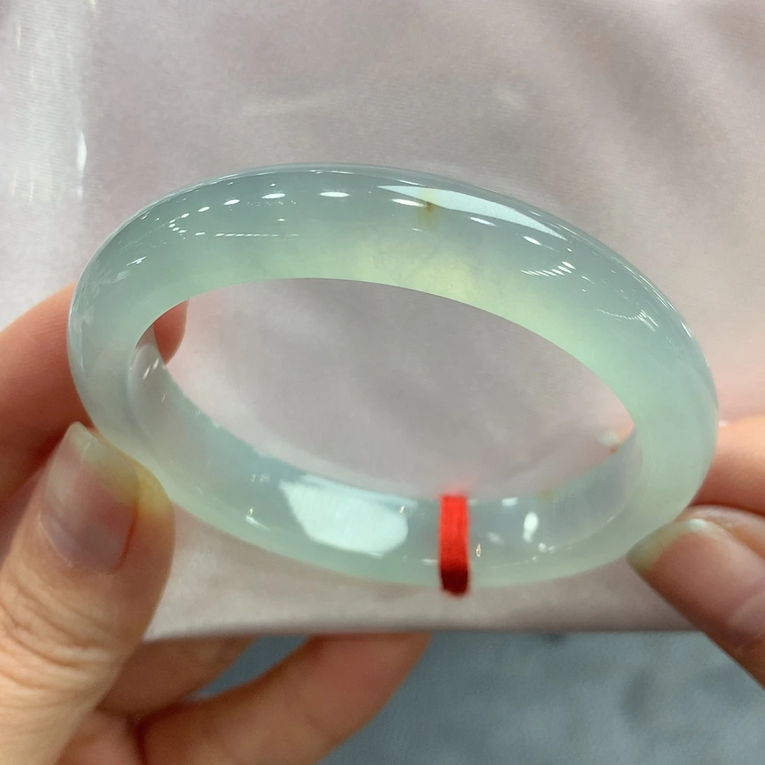 翡翠未镶嵌手镯力推53贵妃