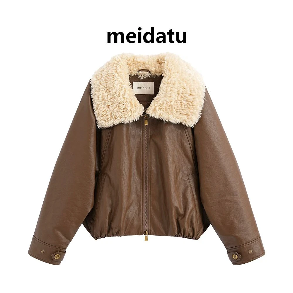 美哒兔(霜映牧野)复古拼接毛领派克服CK2151-27