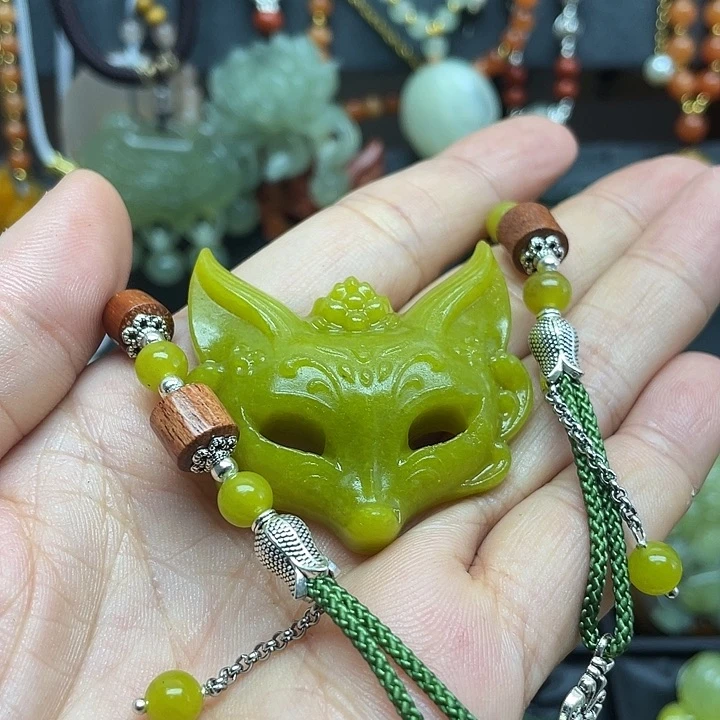 未镶嵌岫玉吊坠吊坠