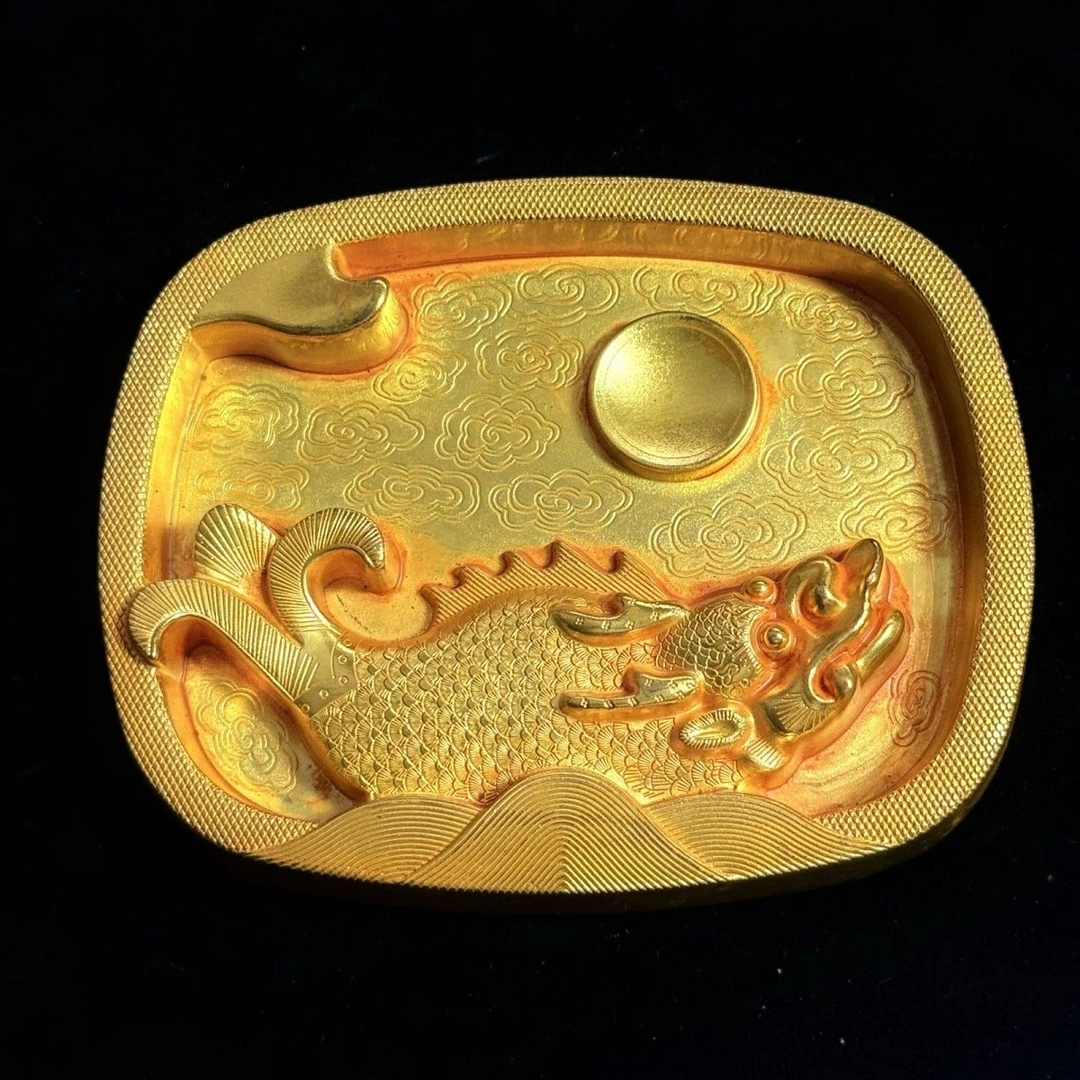 【盛世典藏】金质感-龙鱼砚台.