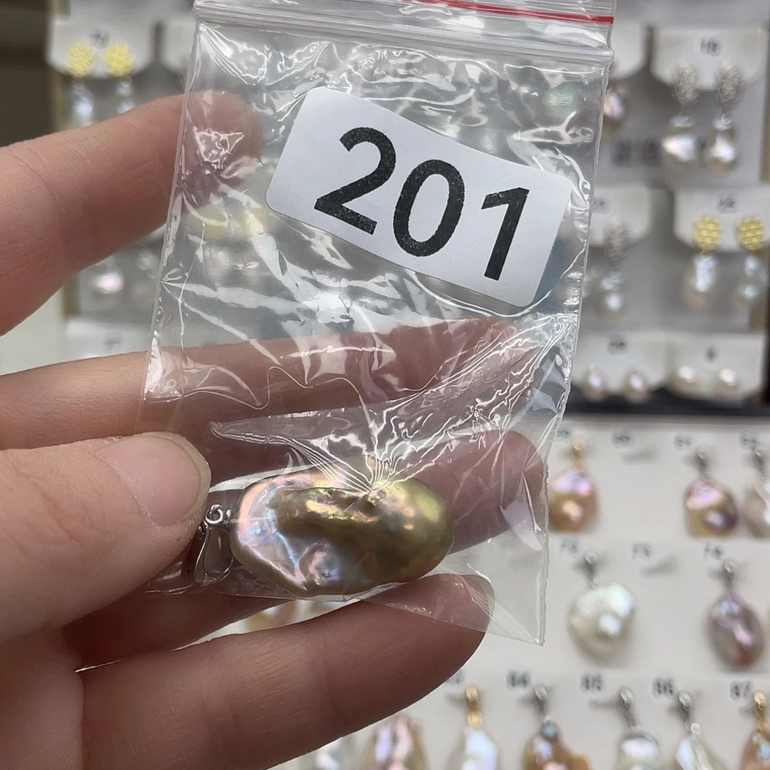 淡水珍珠颈饰未镶嵌能*