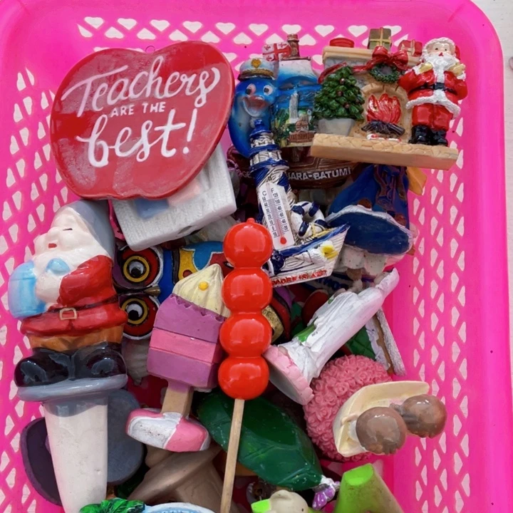 所***见有机玻璃微瑕。