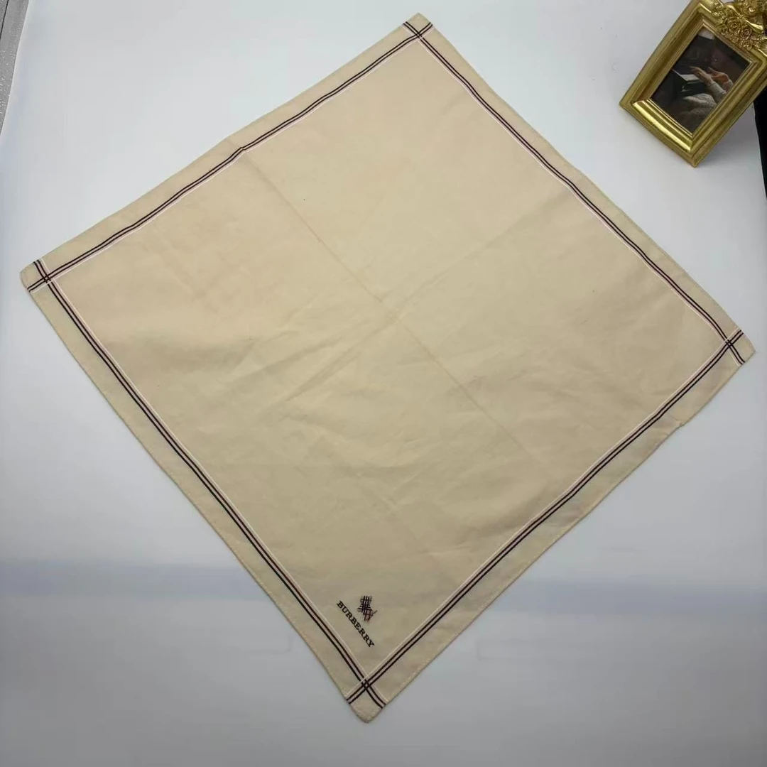 95新 BURBERRY/博柏利 海囤/巴宝莉/丝巾/yy10403