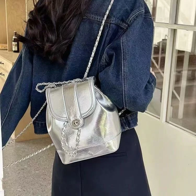 李馨儿【银色包包】包包轻奢时尚休闲百搭女士单肩小众洋气潮流菱格