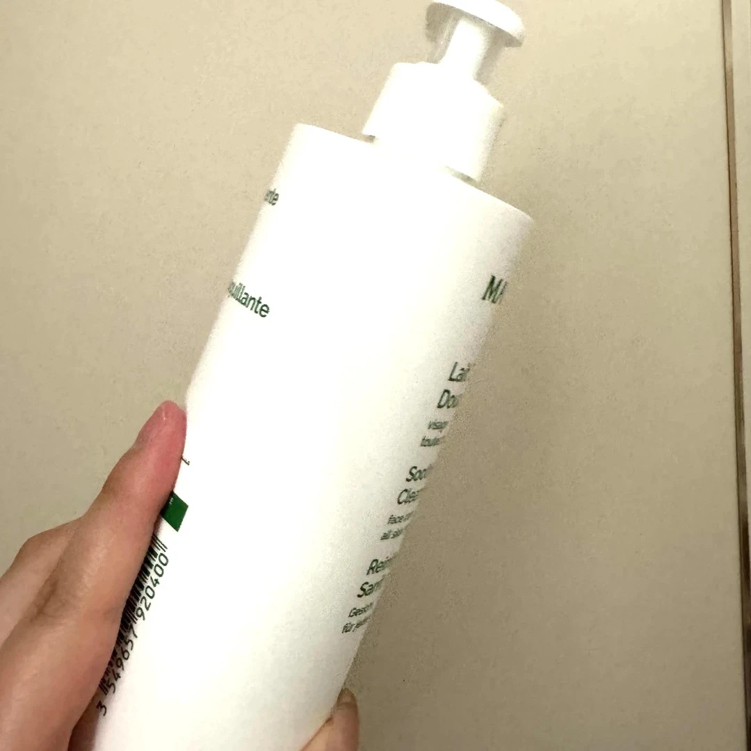 m  柔肤水洁面刷