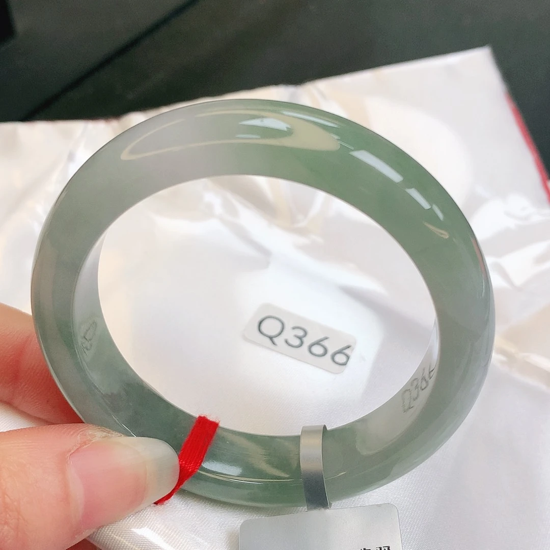 【闪购商品】翡翠手镯未镶嵌缅甸天然a货翡翠
