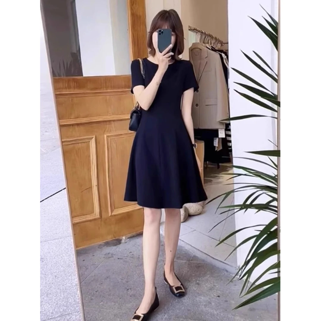 轻奢高端女装2025年新款夏季时尚气质收腰a字裙小个子显瘦连衣裙