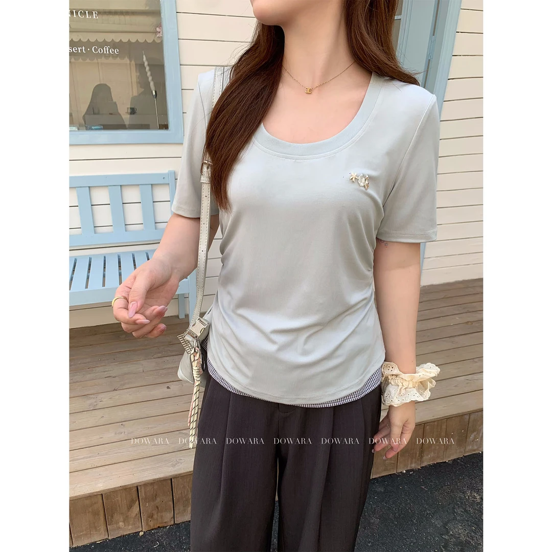 现货8283d大婉酱千千微胖定制 韩系U领设计感T恤正肩显瘦百搭短袖