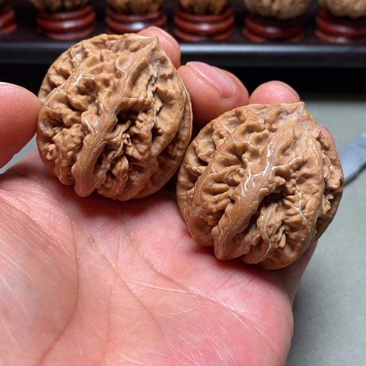 梨***地把件文玩核桃02文玩核桃把件