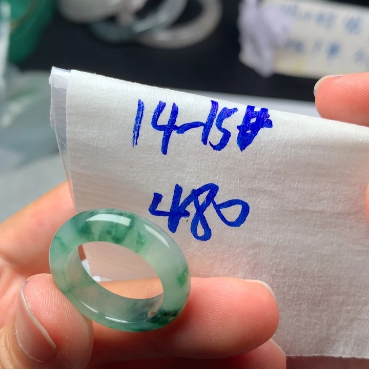 定制翡翠未镶嵌戒圈