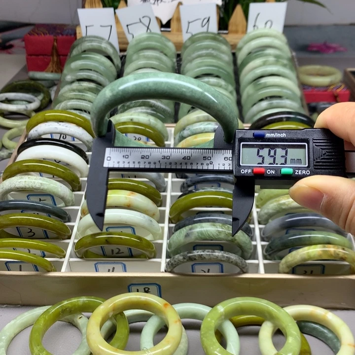 未镶嵌蛇纹石玉手镯11