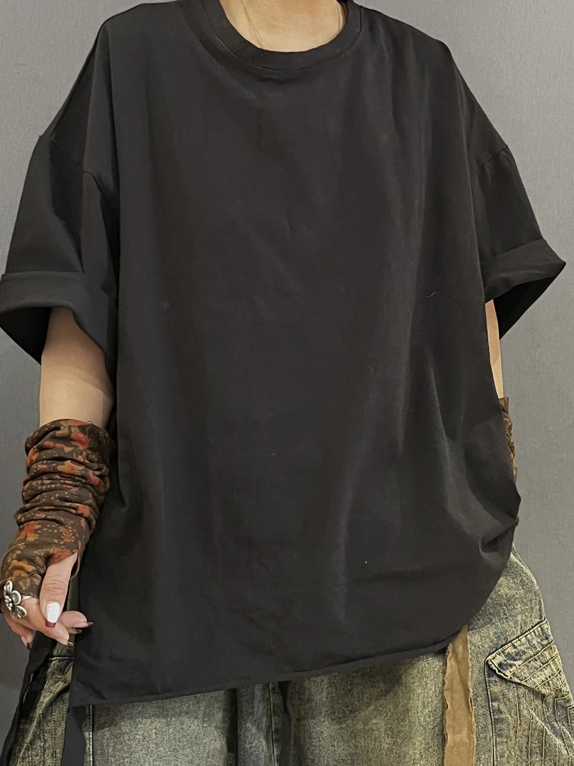 艾沸儿女装推荐 个性百搭开衩短袖