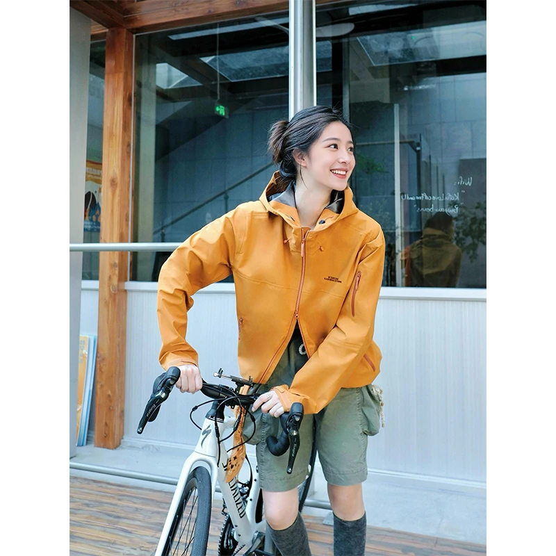 KSKM橙色冲锋衣外套女2025春秋新款户外超好看防风防水徒步登山服
