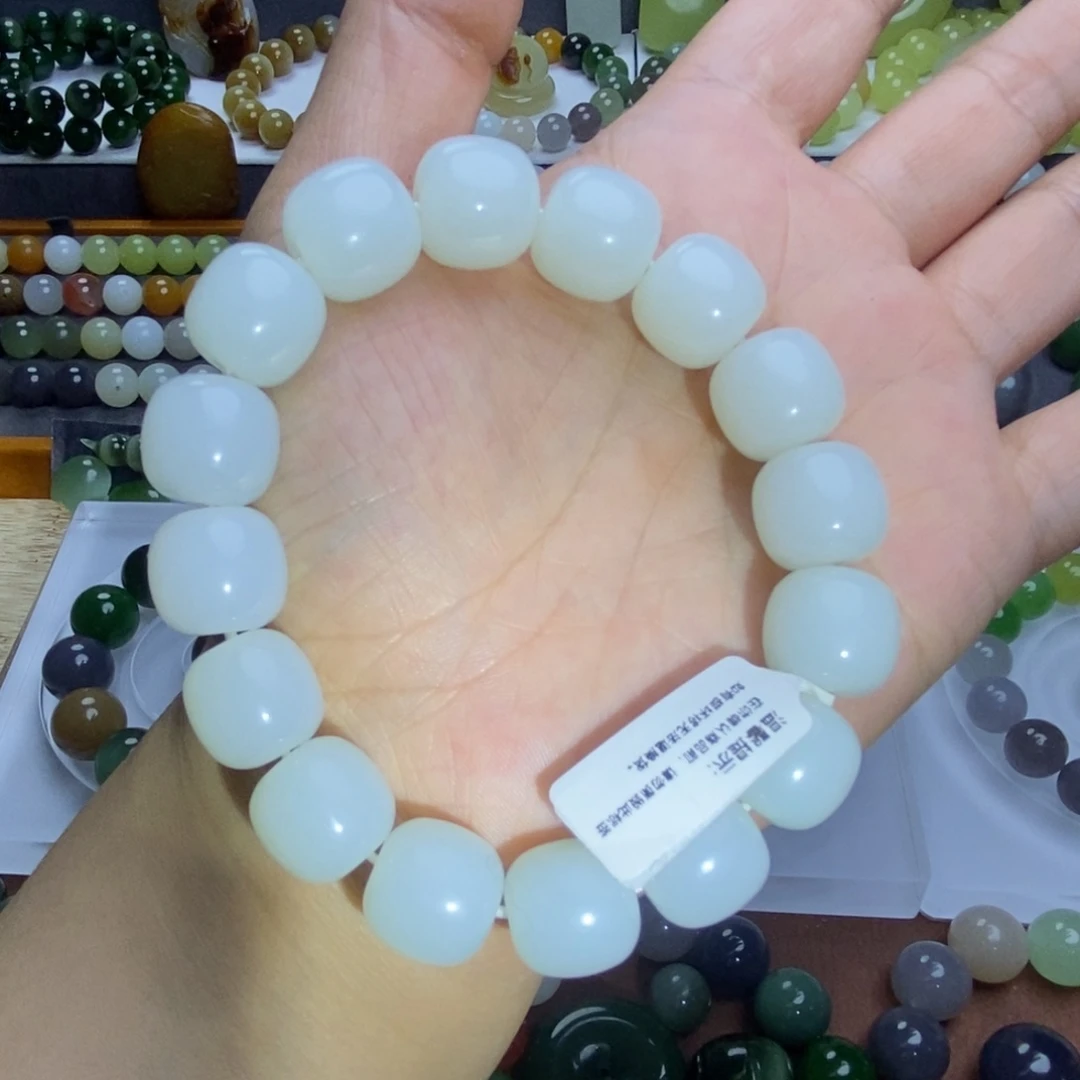 和田玉未镶嵌手串