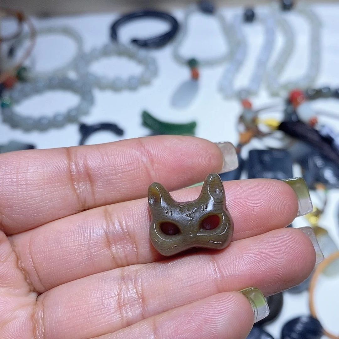 和田玉挂件未镶嵌