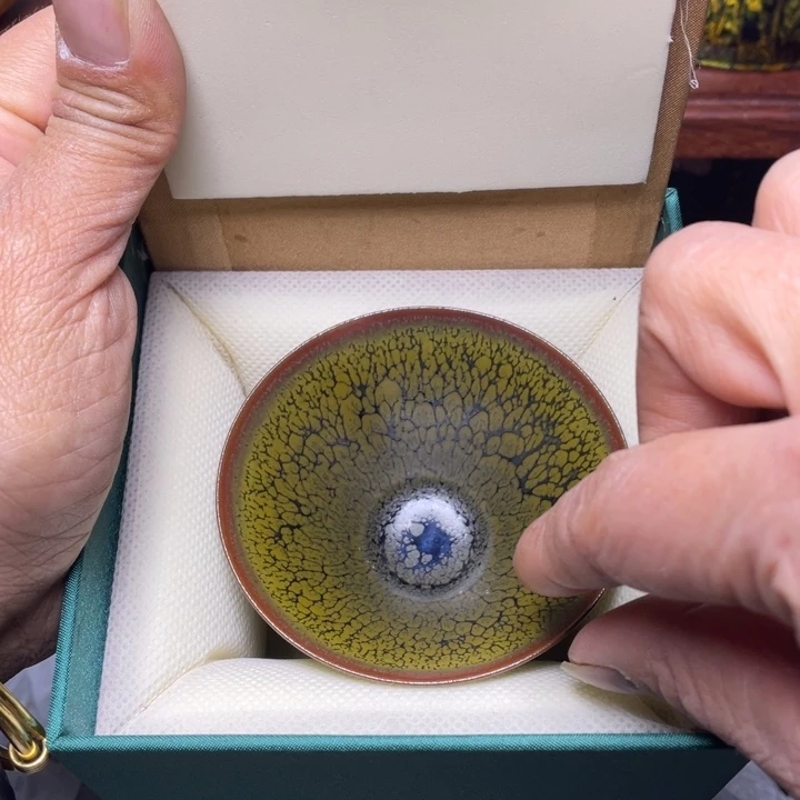 茶盏你是谁呢是吗不是