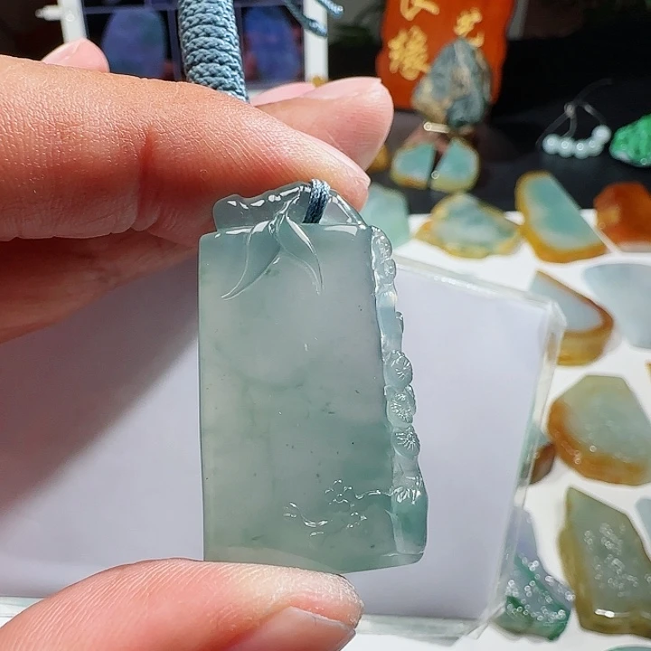 定制翡翠未镶嵌翡翠首饰