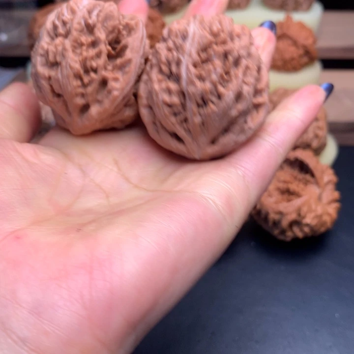 笑***往桃核吊坠粗筋文玩41尺寸