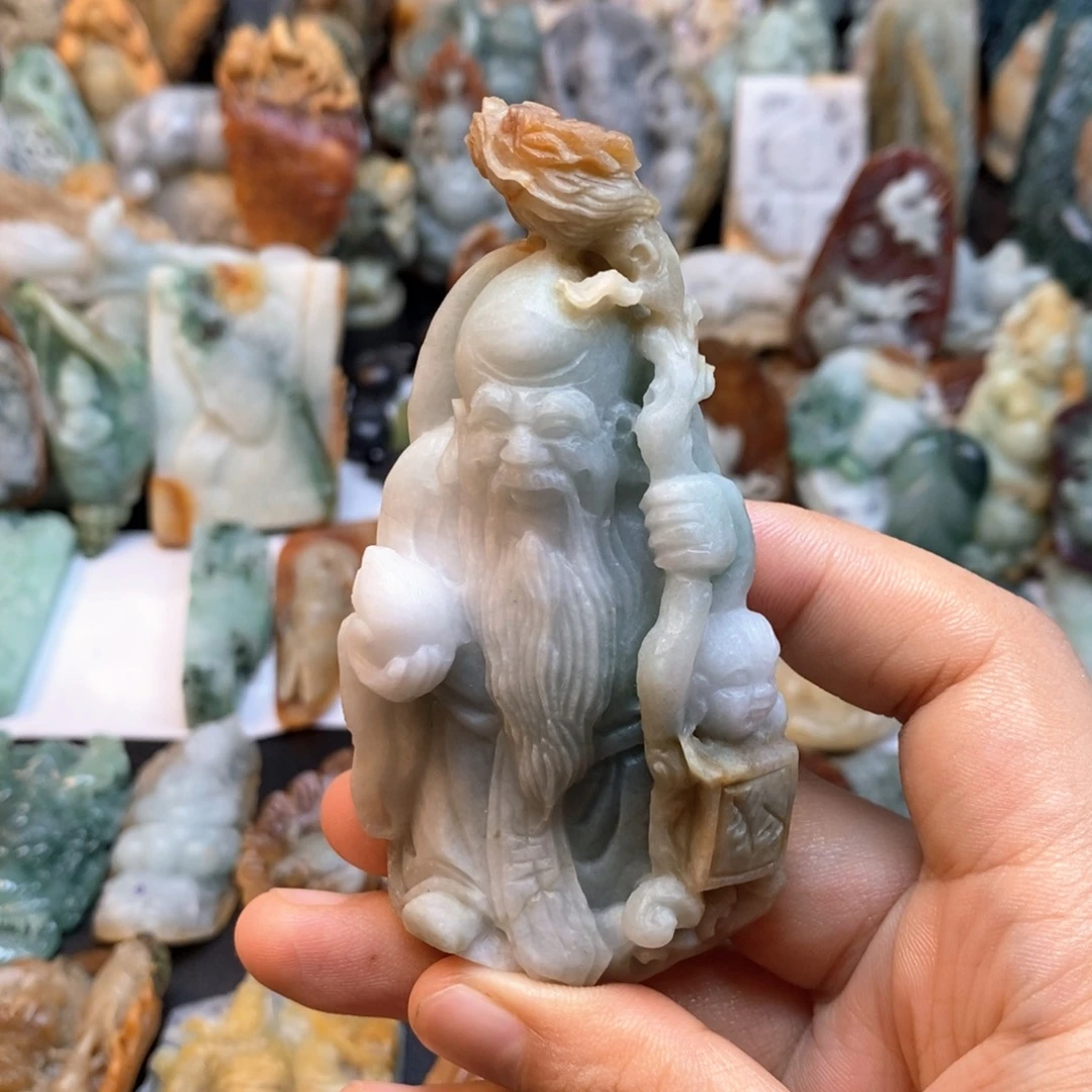 听***。定制翡翠未镶嵌特色