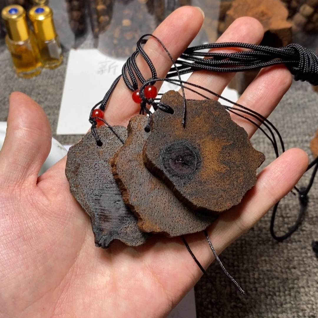 藤类03降真香大无事牌