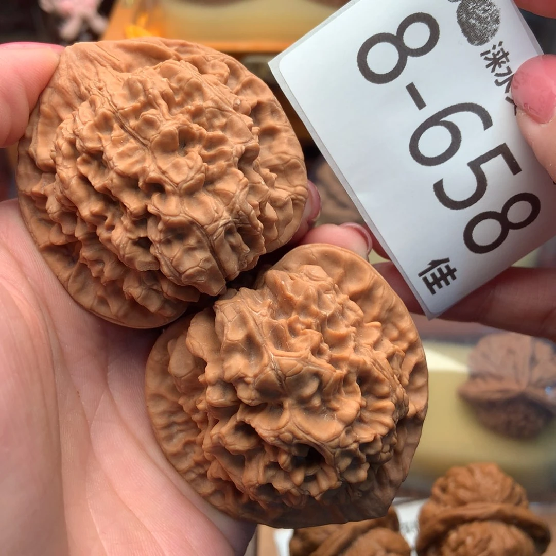 文玩核桃把件51官帽