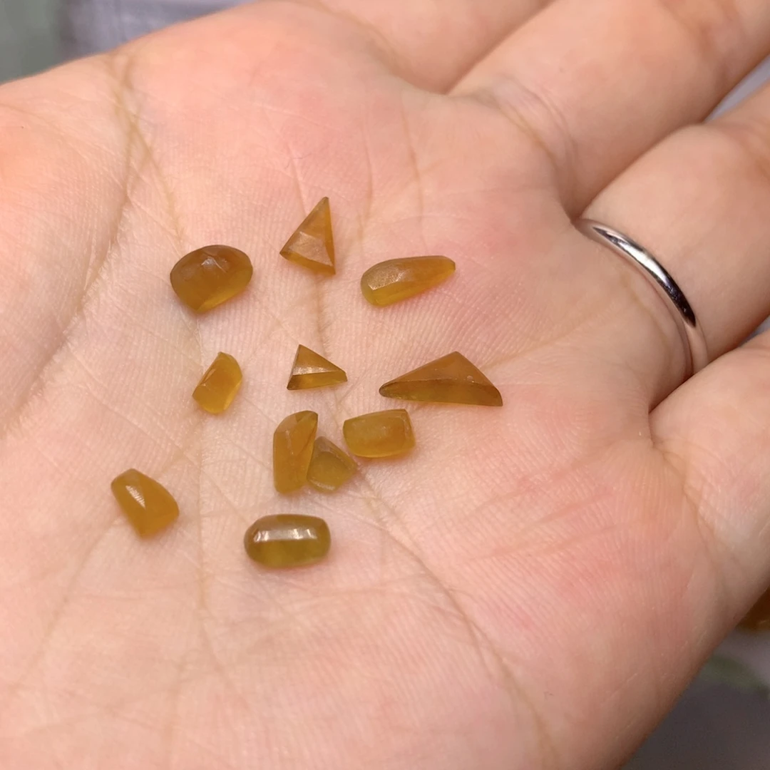 定制翡翠未镶嵌天然翡翠定制