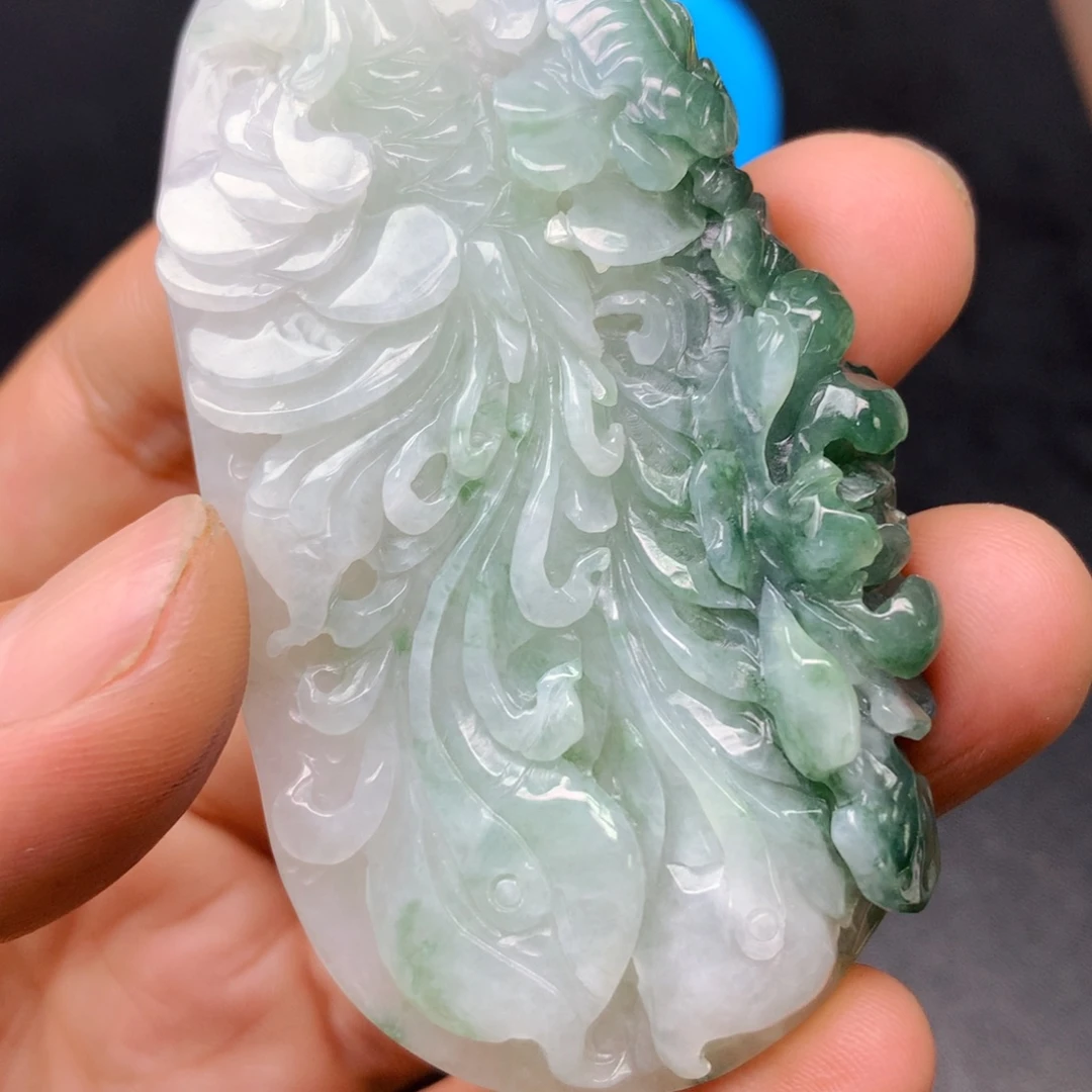 翡翠未镶嵌颈饰翡翠首饰和翡翠珠宝